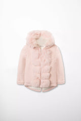 Hochwertige Baby-Strickjacke in Zartrosa mit Kapuze und luxuriösem Pelzbesatz an Reißverschluss und Kragen