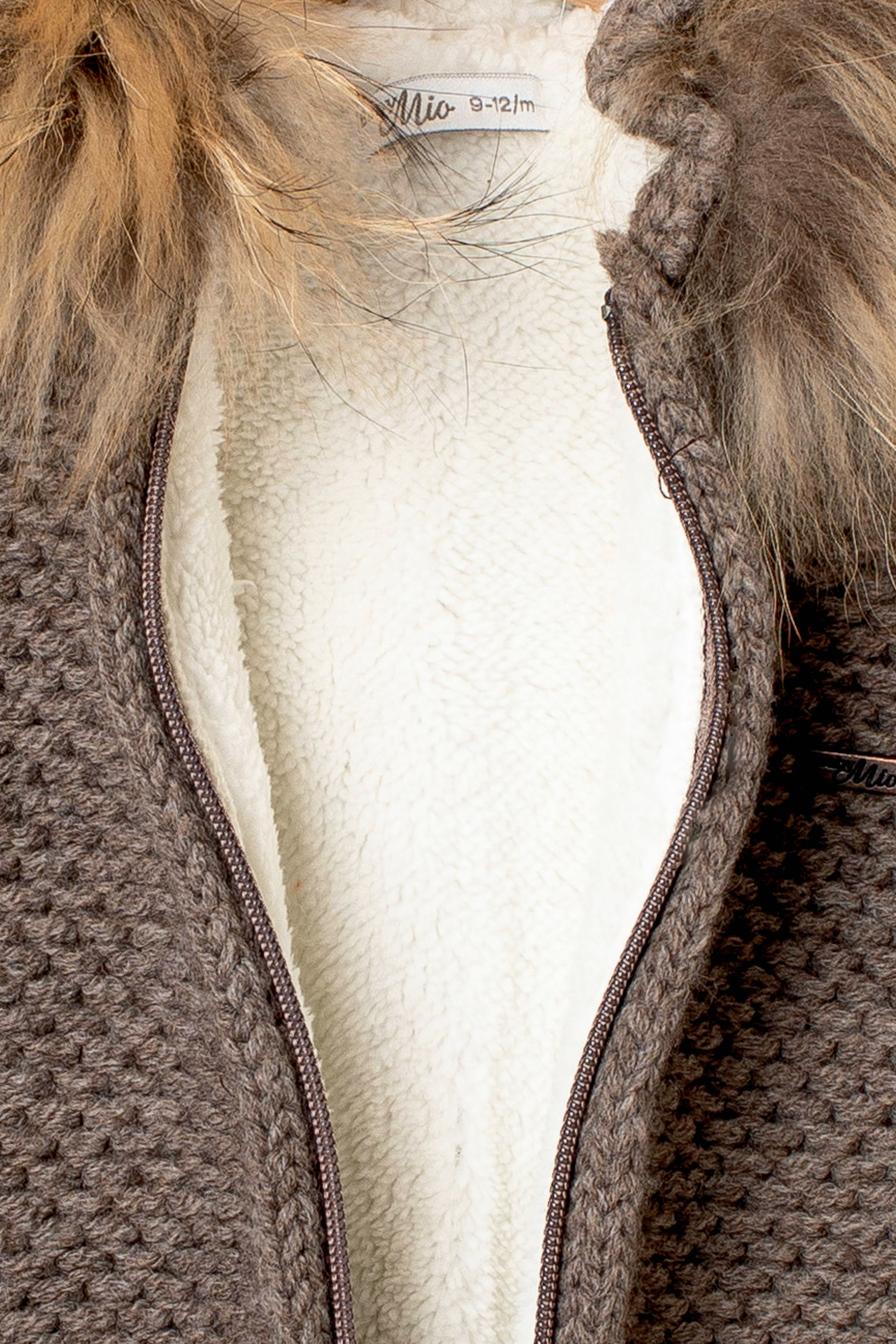 Luxurious Knitted Jacket with Fur Collar